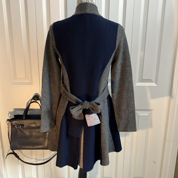 Anthropologie Small  Rosie Neira gray & navy wool sweater w/tie to front/back - Picture 7 of 16